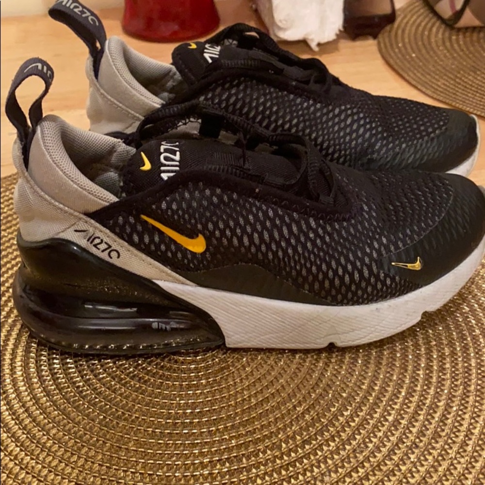 Nike Air 270 Sneakers